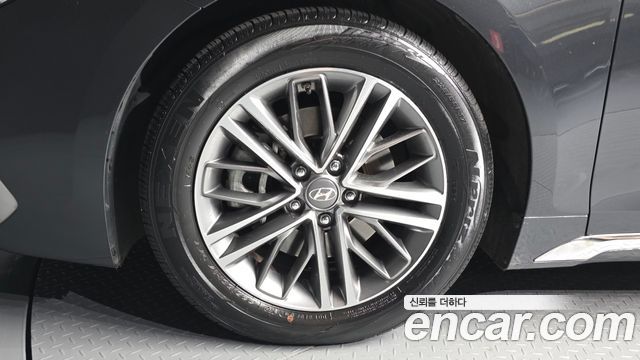Hyundai Grandeur 2018 — photo 5