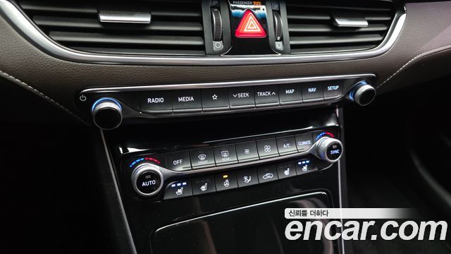 Hyundai Grandeur 2018 — photo 17