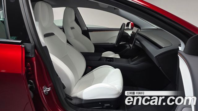 Tesla Model 3 2026 — photo 18