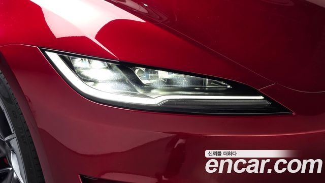 Tesla Model 3 2026 — photo 8