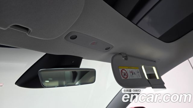 Tesla Model 3 2026 — photo 35