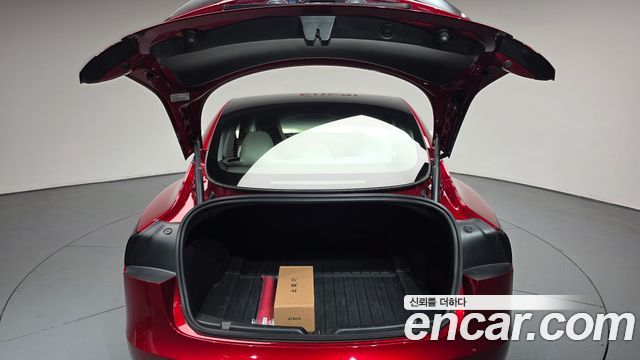 Tesla Model 3 2026 — photo 37