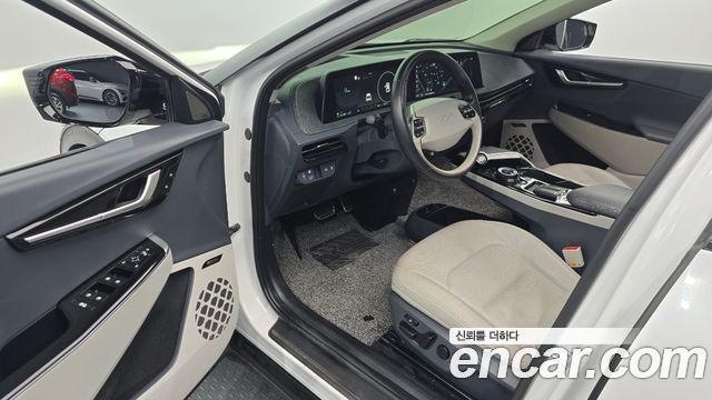 Kia EV6 2022 — photo 10