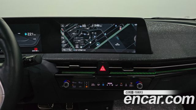 Kia EV6 2022 — photo 13