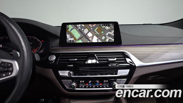 BMW Gran Turismo 2020 — photo 20