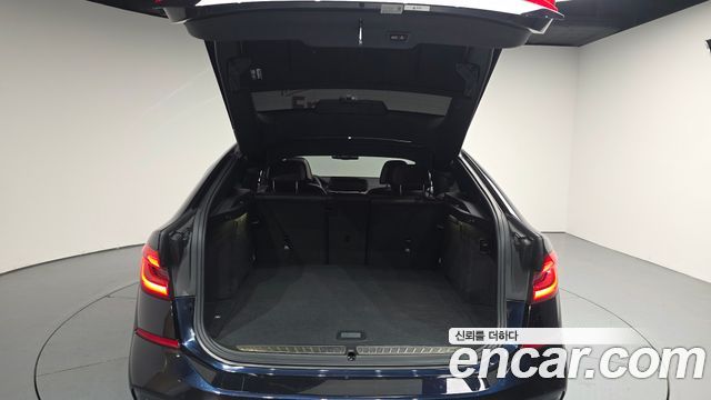 BMW Gran Turismo 2020 — photo 26