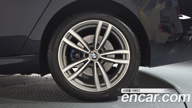 BMW Gran Turismo 2020 — photo 7