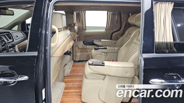 Kia Canival 2020 — photo 11