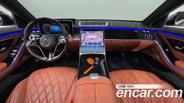 Mercedes-Benz S-Class 2023 — photo 10