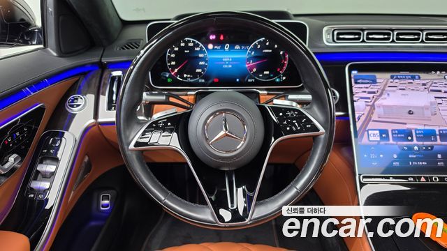 Mercedes-Benz S-Class 2023 — photo 19