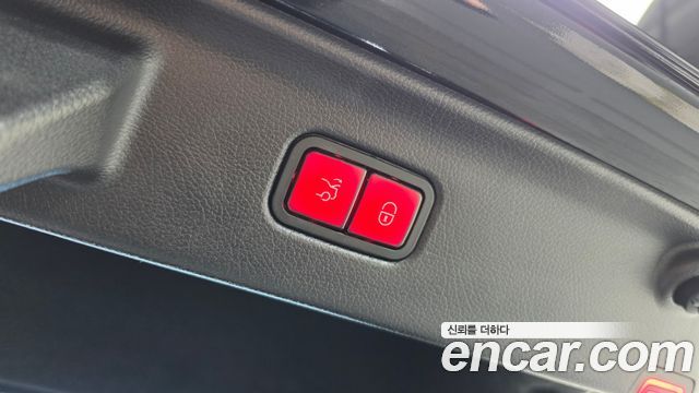 Mercedes-Benz S-Class 2023 — photo 22