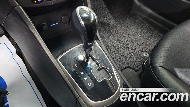 Hyundai Accent 2014 — photo 9