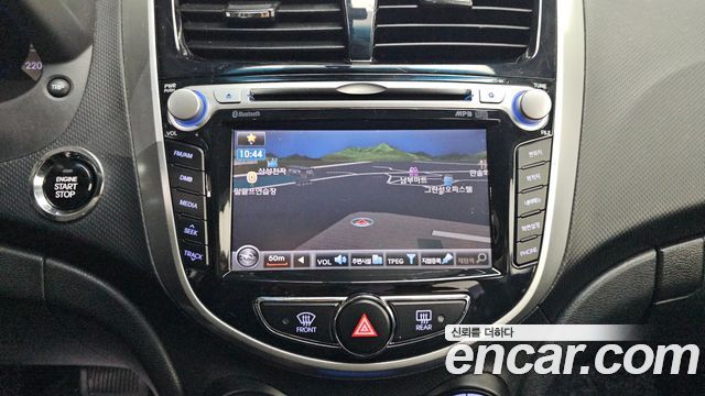 Hyundai Accent 2014 — photo 15