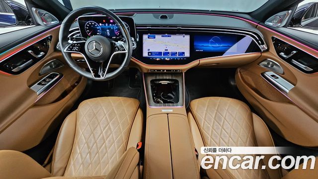 Mercedes-Benz E-Class 2024 — photo 10