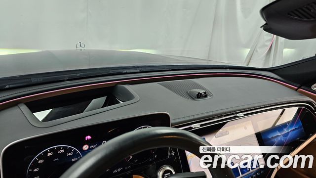 Mercedes-Benz E-Class 2024 — photo 21