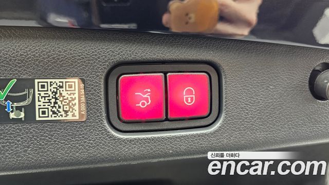 Mercedes-Benz E-Class 2024 — photo 25