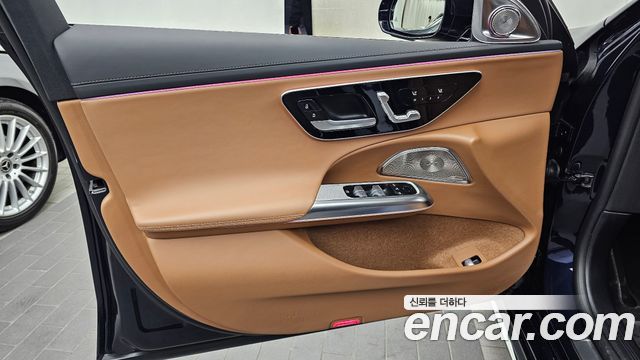 Mercedes-Benz E-Class 2024 — photo 14