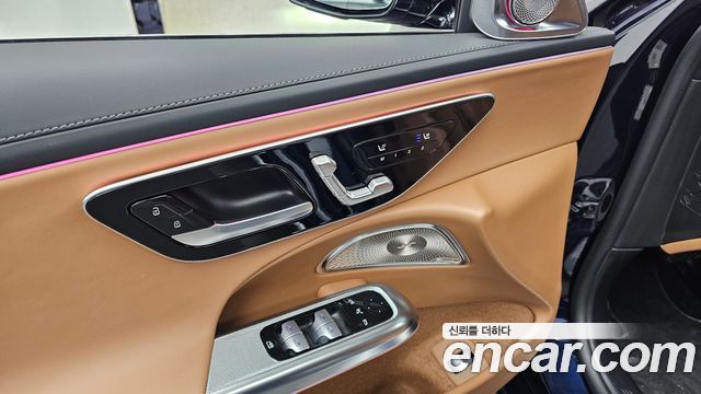 Mercedes-Benz E-Class 2024 — photo 35