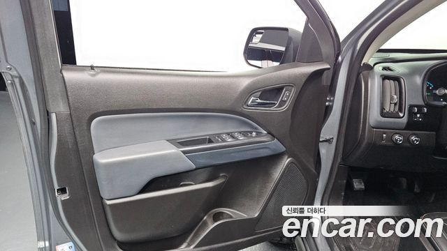Chevrolet Korea Colorado 2021 — photo 14