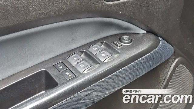 Chevrolet Korea Colorado 2021 — photo 27
