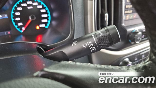 Chevrolet Korea Colorado 2021 — photo 30