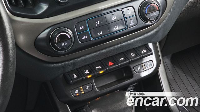 Chevrolet Korea Colorado 2021 — photo 32