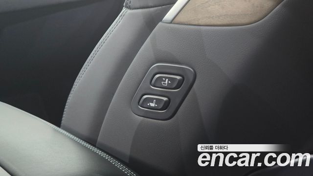 Genesis G90 2021 — photo 29