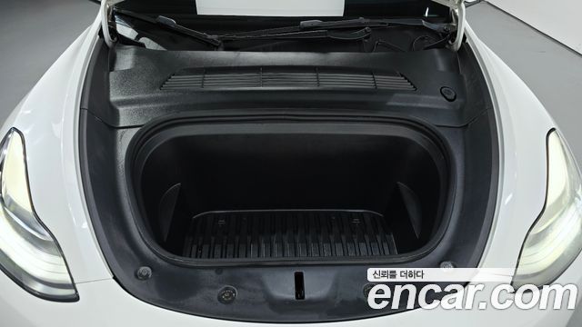 Tesla Model Y 2022 — photo 6