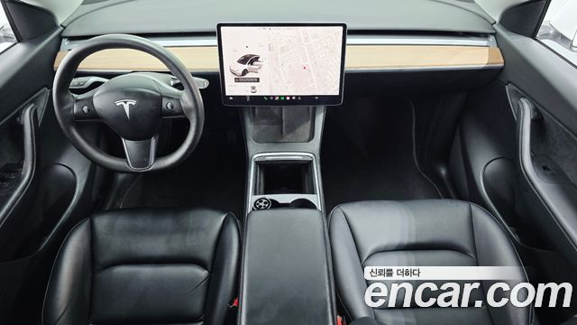 Tesla Model Y 2022 — photo 10