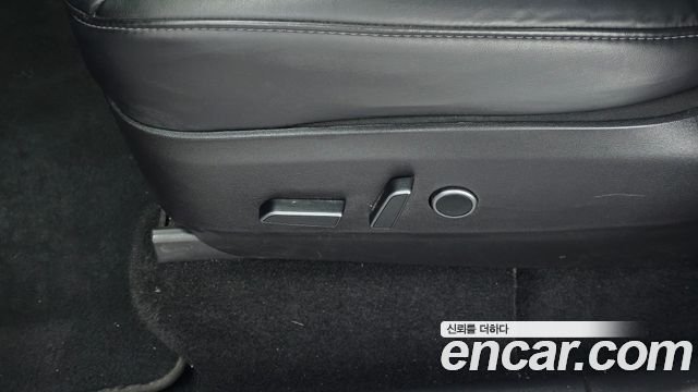 Tesla Model Y 2022 — photo 29