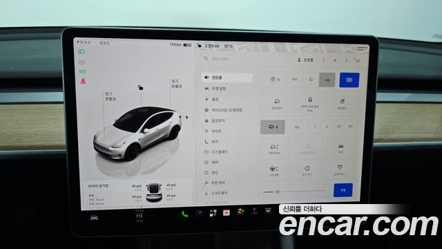 Tesla Model Y 2022 — photo 33