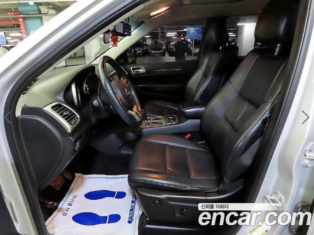 Jeep Cherokee 2013 — photo 6