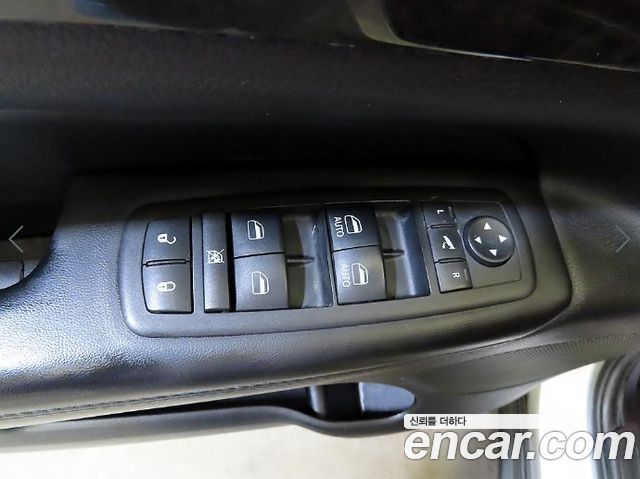 Jeep Cherokee 2013 — photo 13