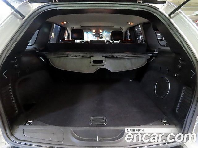 Jeep Cherokee 2013 — photo 18