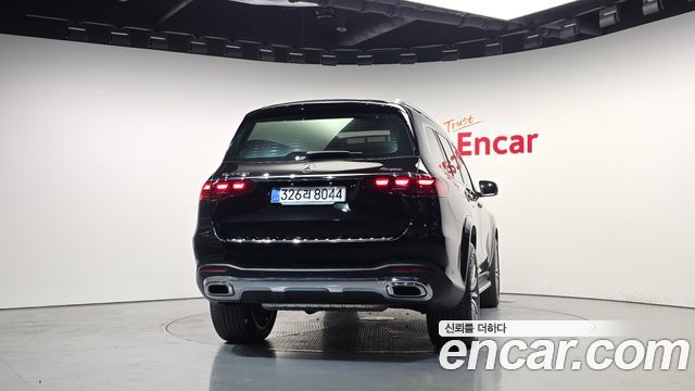 Mercedes-Benz GLS-Class 2025 — photo 4