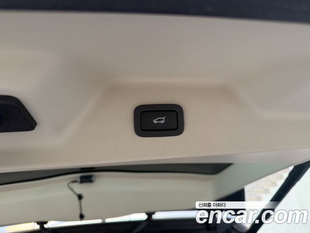 Land Rover Range Rover 2020 — photo 18