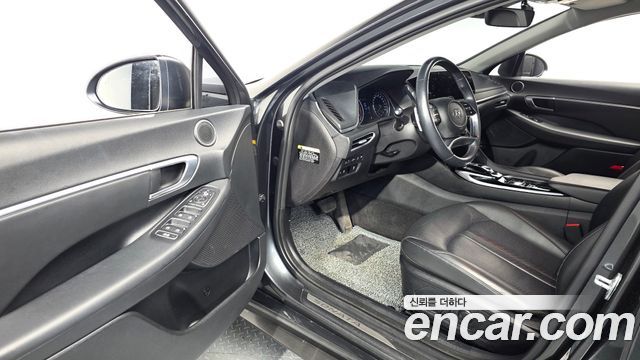 Hyundai Sonata 2020 — photo 13