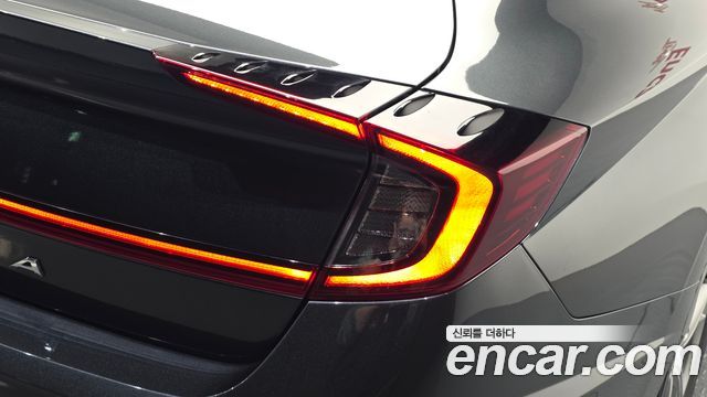 Hyundai Sonata 2020 — photo 9