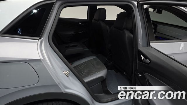 Volkswagen ID.4 2025 — photo 18