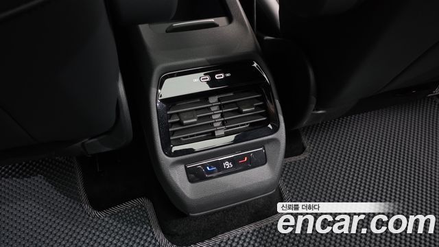 Volkswagen ID.4 2025 — photo 35