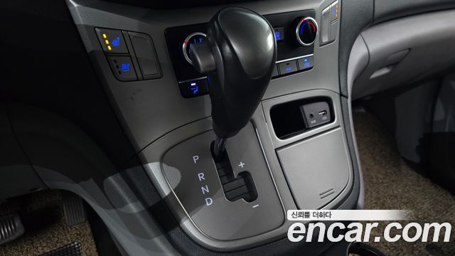 Hyundai Starex 2020 — photo 9