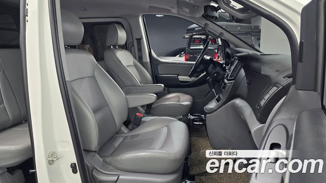 Hyundai Starex 2020 — photo 10