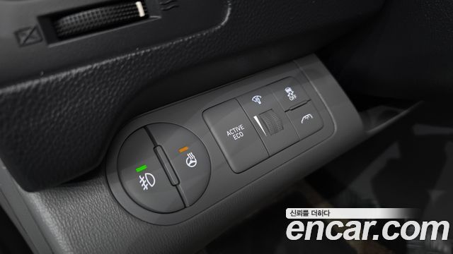 Hyundai Starex 2020 — photo 11