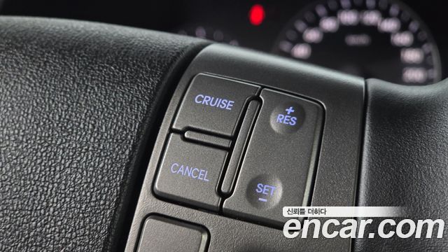 Hyundai Starex 2020 — photo 13