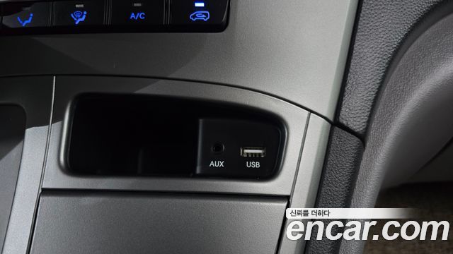 Hyundai Starex 2020 — photo 16