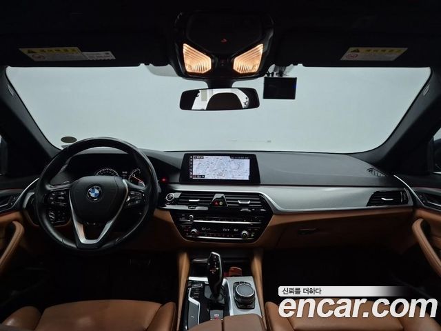 BMW 5-Series 2018 — photo 7