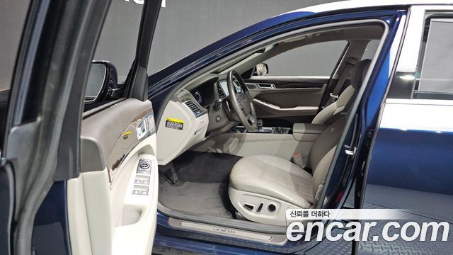 Genesis G80 2019 — photo 13