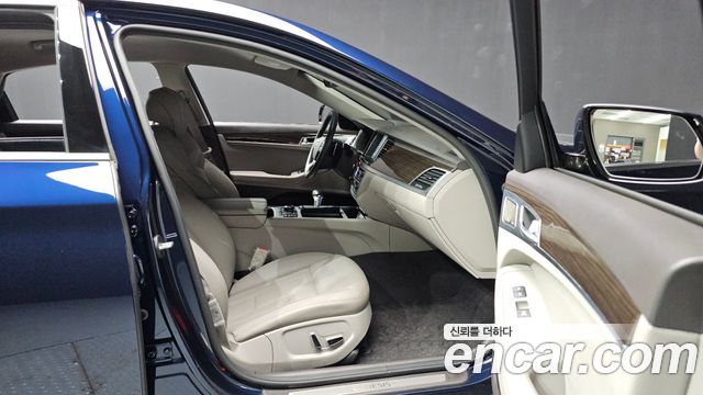 Genesis G80 2019 — photo 23