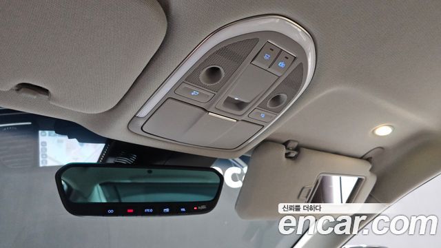 Genesis G80 2019 — photo 24