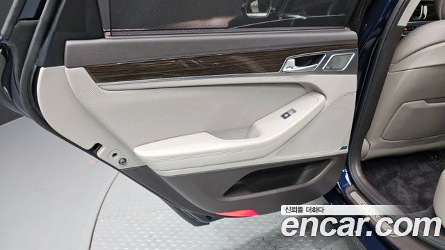 Genesis G80 2019 — photo 15